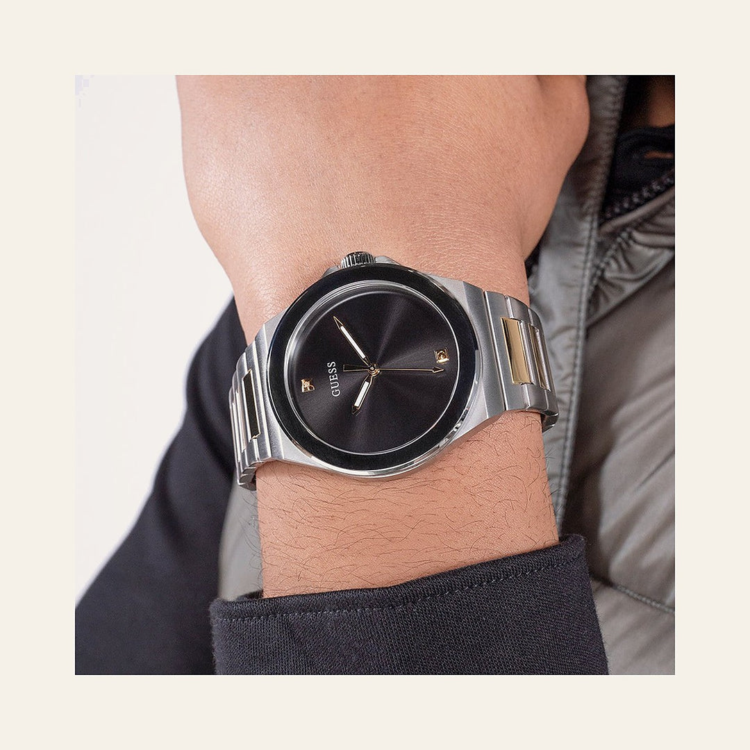Guess Classic — Dark brown