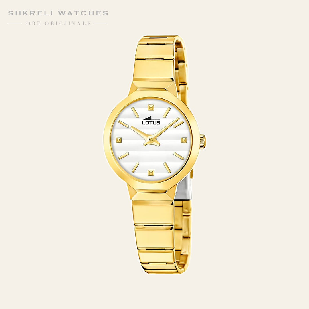 Lotus Classic / Old money